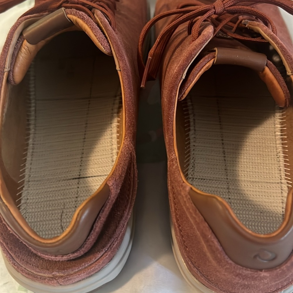 Like New OluKai Lae'ahi Li Kala Aloha Suede Sneaker Shoes Men's Sz 13M. - Picture 13 of 16